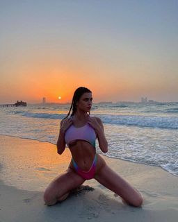 Adel Veigel feet photo 9