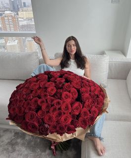 Adel Veigel feet photo 8