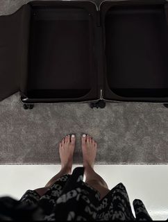 Adel Veigel feet photo 7
