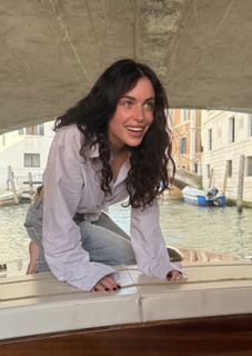 Adel Veigel feet photo 3