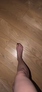 Adel Veigel feet photo 18