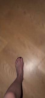 Adel Veigel feet photo 17