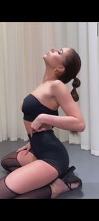 Adel Veigel feet photo 4