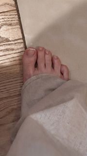 Adel Veigel feet photo 12