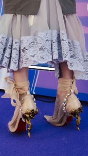 Adel Veigel feet photo 6