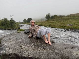 Adel Veigel feet photo 7