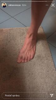 Adela Banásová feet photo 11
