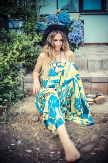 Adela Popescu feet photo 3