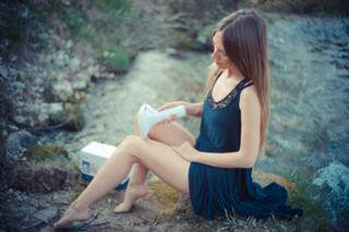 Adela Popescu feet photo 1