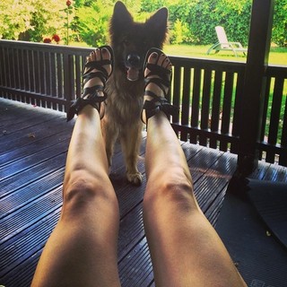 Adela Popescu feet photo 2