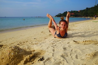 Adela Popescu feet photo 1