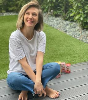 Adela Popescu feet photo 2