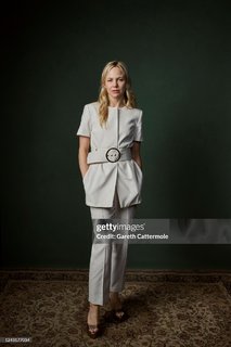 Adelaide Clemens feet photo 5