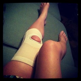 Adelaide Kane feet photo thumbnail