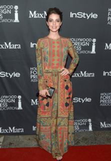 Adelaide Kane feet photo thumbnail