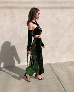 Adelaide Kane feet photo thumbnail