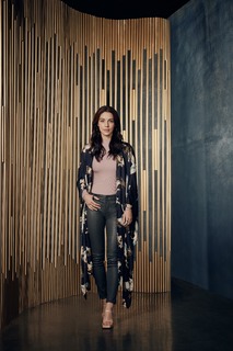 Adelaide Kane feet photo thumbnail