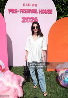 Adelaide Kane feet photo 2