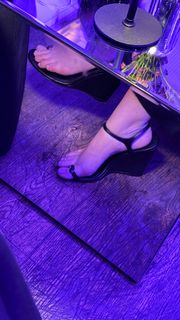 Adelaide Kane feet photo 1