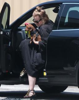 Adele feet photo thumbnail