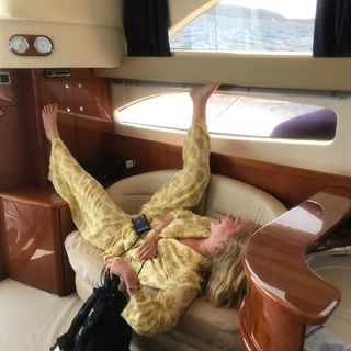 Adele feet photo thumbnail