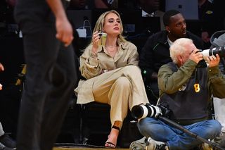 Adele feet photo 5