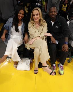 Adele feet photo 3