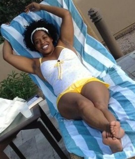 Adele Givens feet photo 4