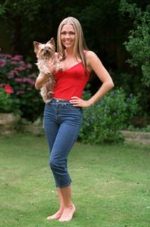 Adele Silva feet photo thumbnail
