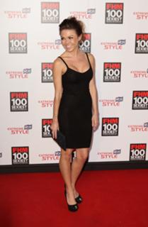 Adele Silva feet photo thumbnail