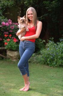 Adele Silva feet photo thumbnail