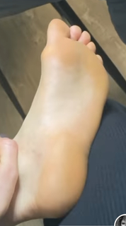 Adi Himelbloy feet photo 20