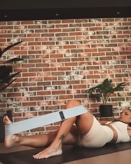 Adianez Hernández feet photo 4