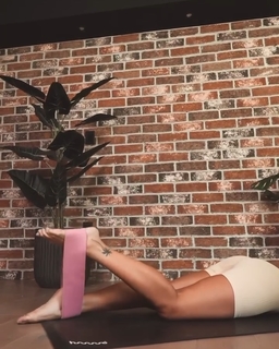 Adianez Hernández feet photo 1