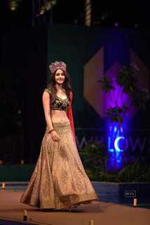Aditi Arya feet photo 12
