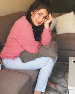 Aditi Bhatia feet photo 9