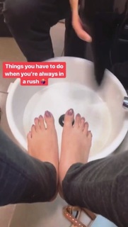 Aditi Bhatia feet photo 15