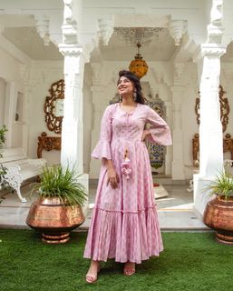 Aditi Bhatia feet photo 10