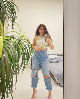 Aditi Bhatia feet photo 8