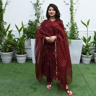 Aditi Bhatia feet photo 16