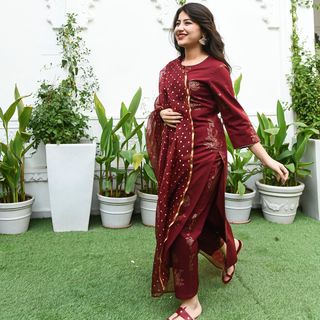 Aditi Bhatia feet photo 15
