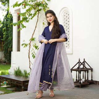 Aditi Bhatia feet photo 3