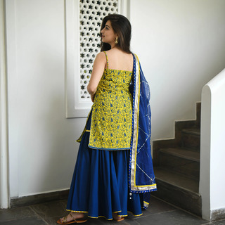 Aditi Bhatia feet photo 13