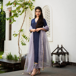 Aditi Bhatia feet photo 16