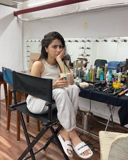 Aditi Bhatia feet photo 5