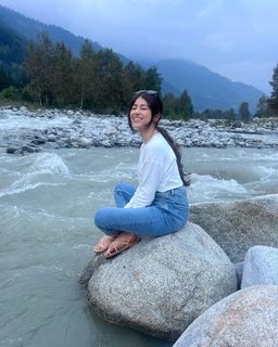 Aditi Bhatia feet photo 19