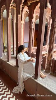 Aditi Bhatia feet photo 4
