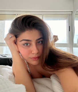 Aditi Bhatia feet photo 11