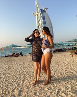 Aditi Govitrikar feet photo 11