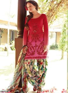 Aditi Rao Hydari feet photo thumbnail